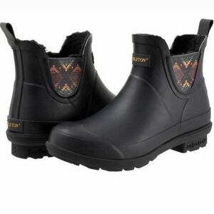 Pendleton Ladies' Chelsea Patterned Rainboot; new in box